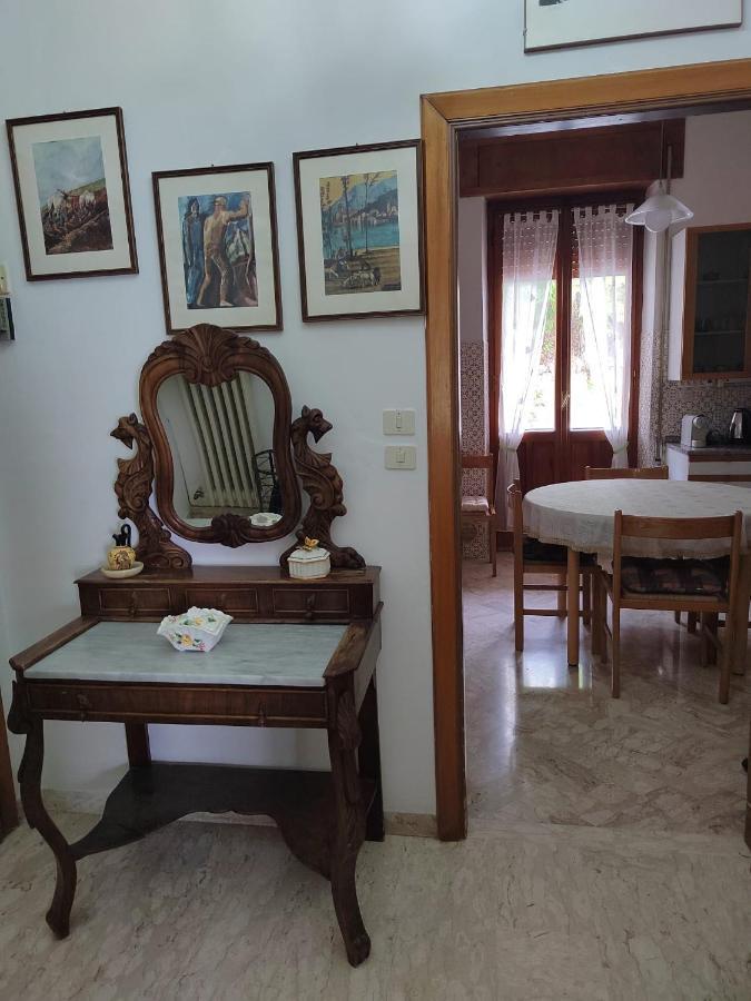 B&B La Finestra Sul Mare リパトランソーネ エクステリア 写真