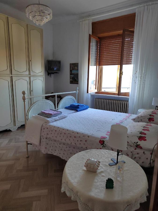 B&B La Finestra Sul Mare リパトランソーネ エクステリア 写真
