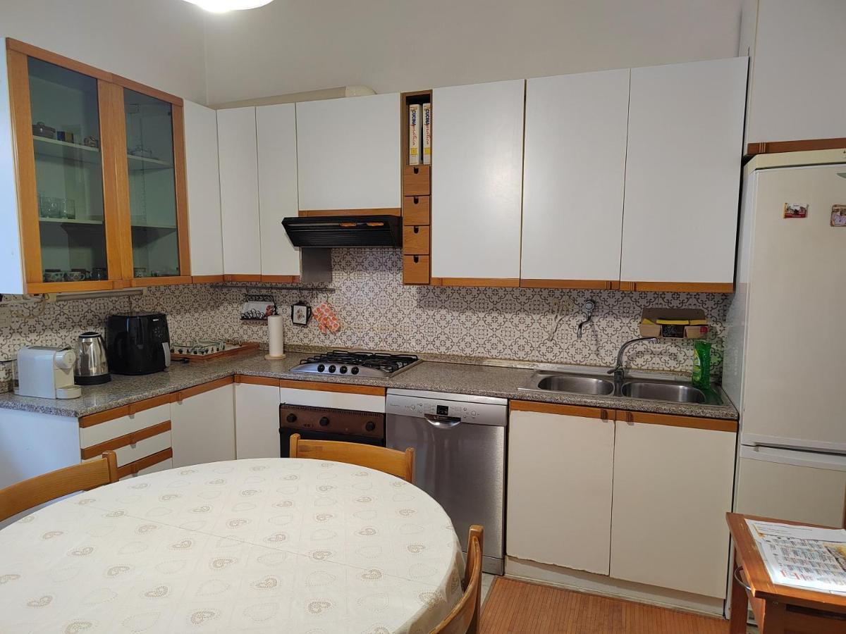 B&B La Finestra Sul Mare リパトランソーネ エクステリア 写真